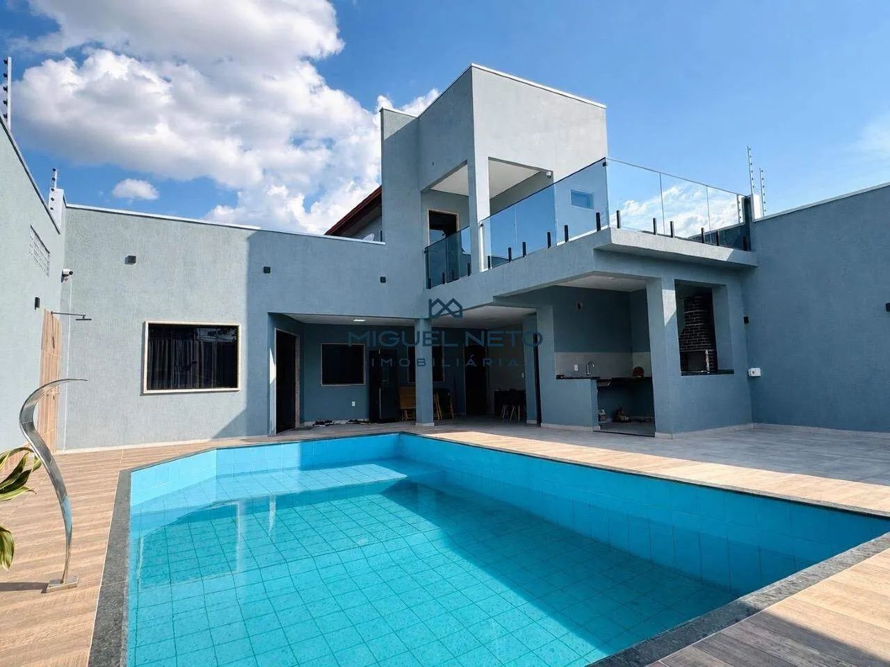 Excelente casa no bairro Aponiã