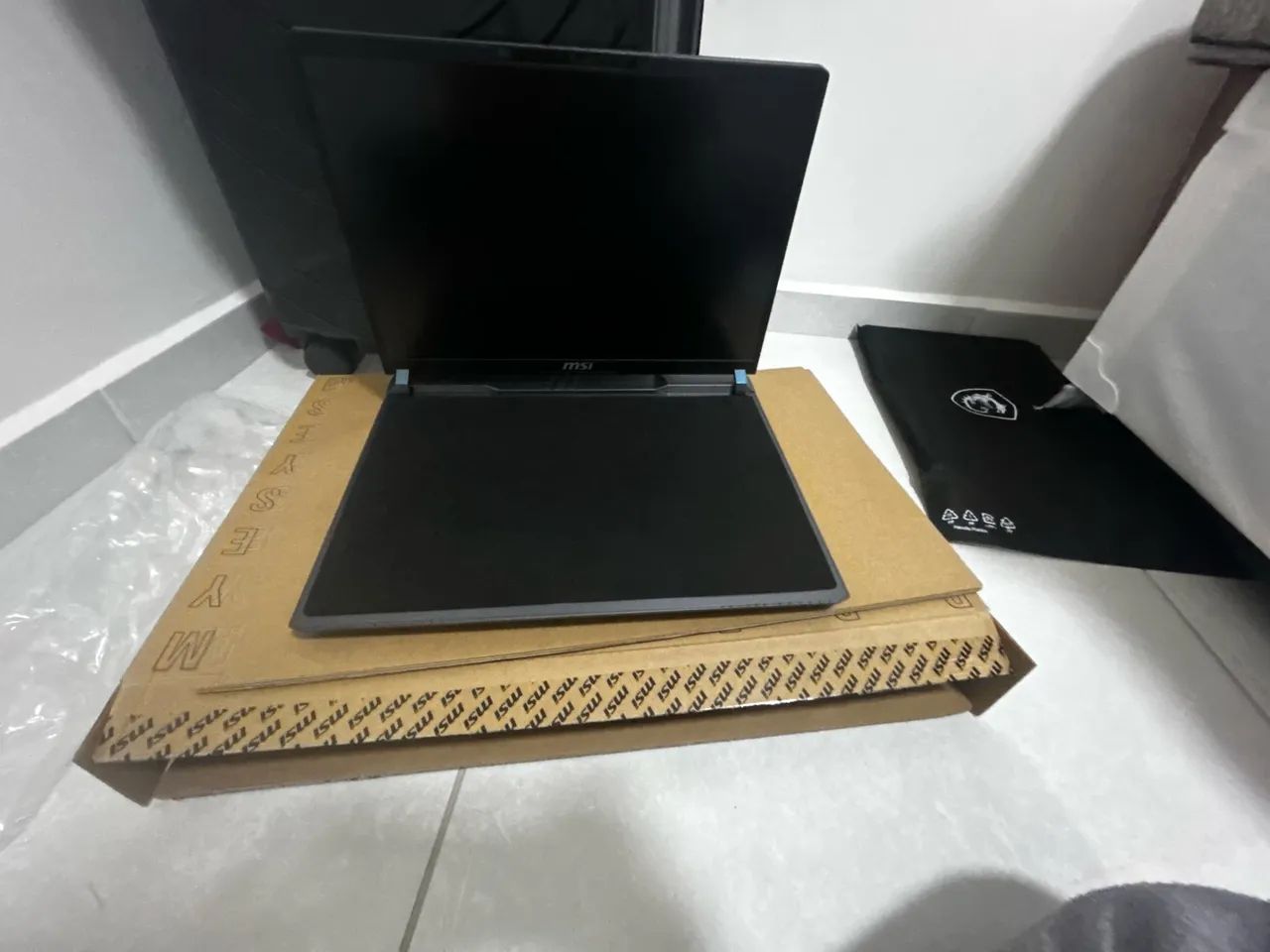 Notebook RTX 5080 MSI Vector - Novo - Foto 2
