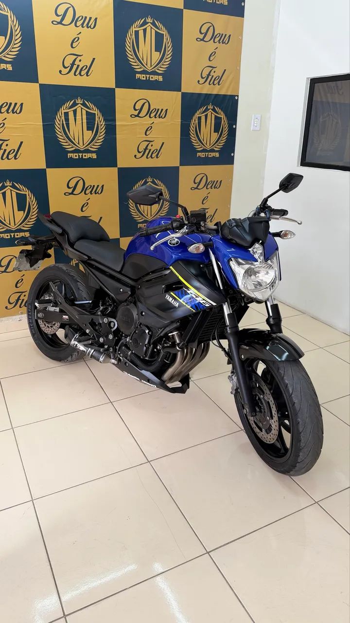 XJ6 2018 - Foto 3