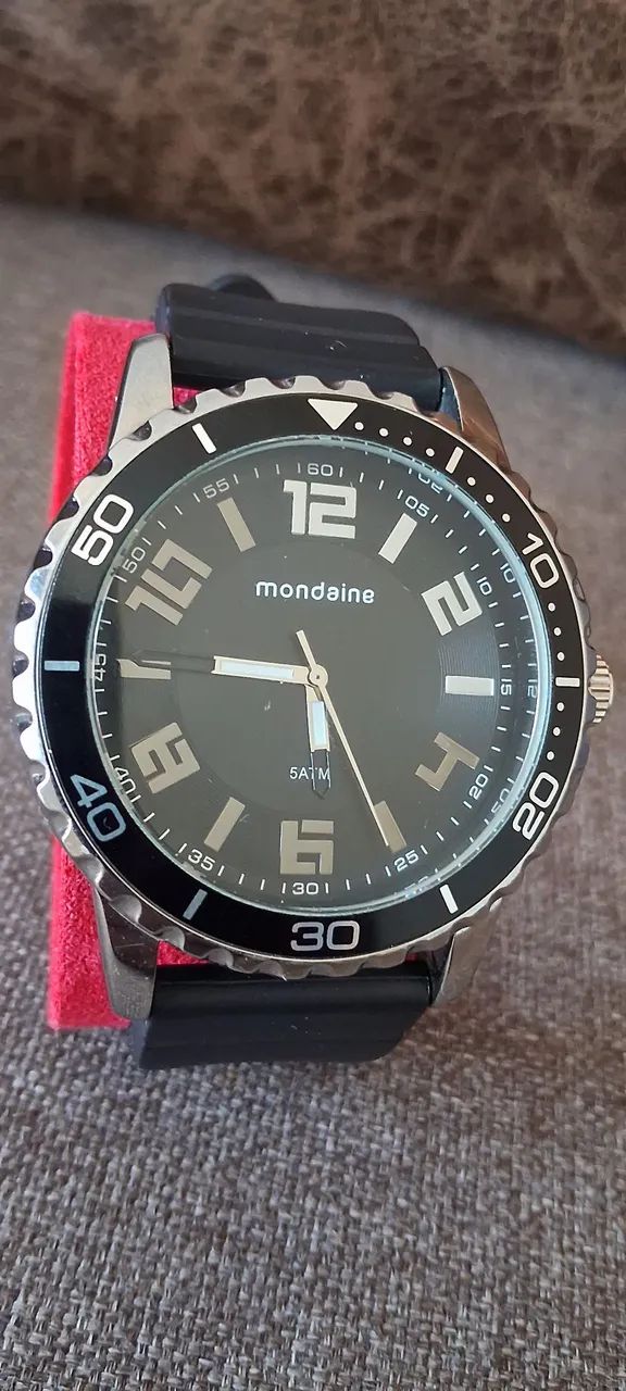 Relógio mondaine 