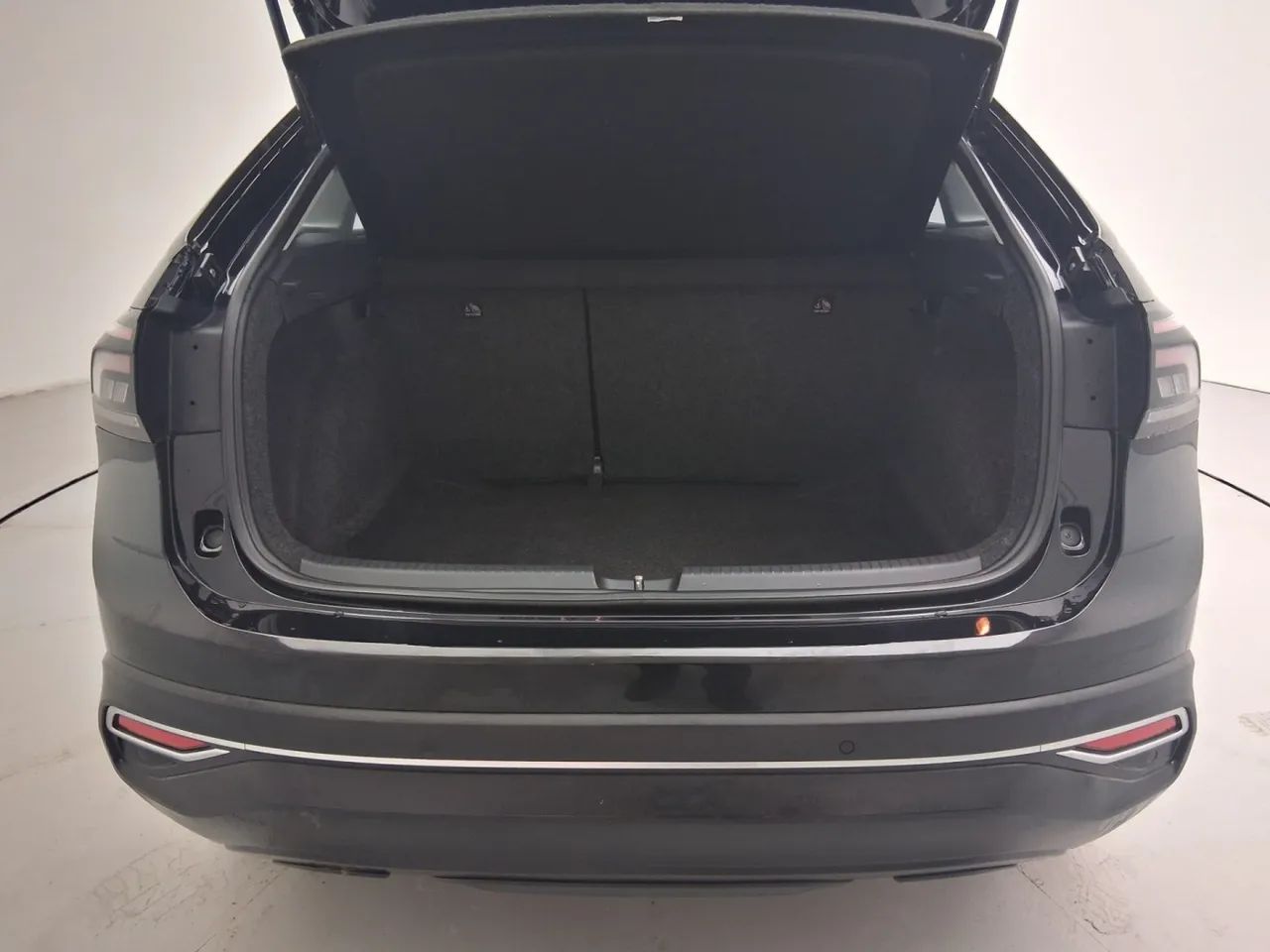 Volkswagen Nivus Comfortline 1.0 200 TSI Flex Aut., foto 9 de 18