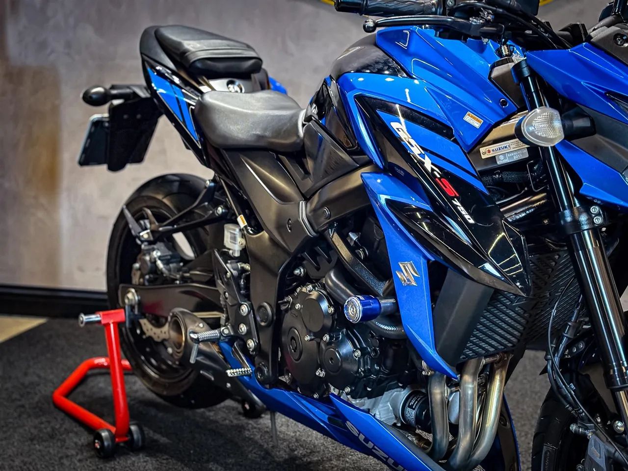 GSX 750 s  - Foto 3