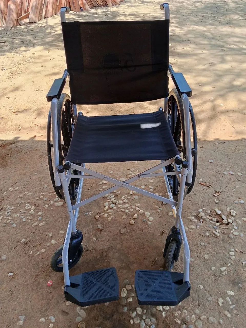 Cadeira de rodas  - Foto 3