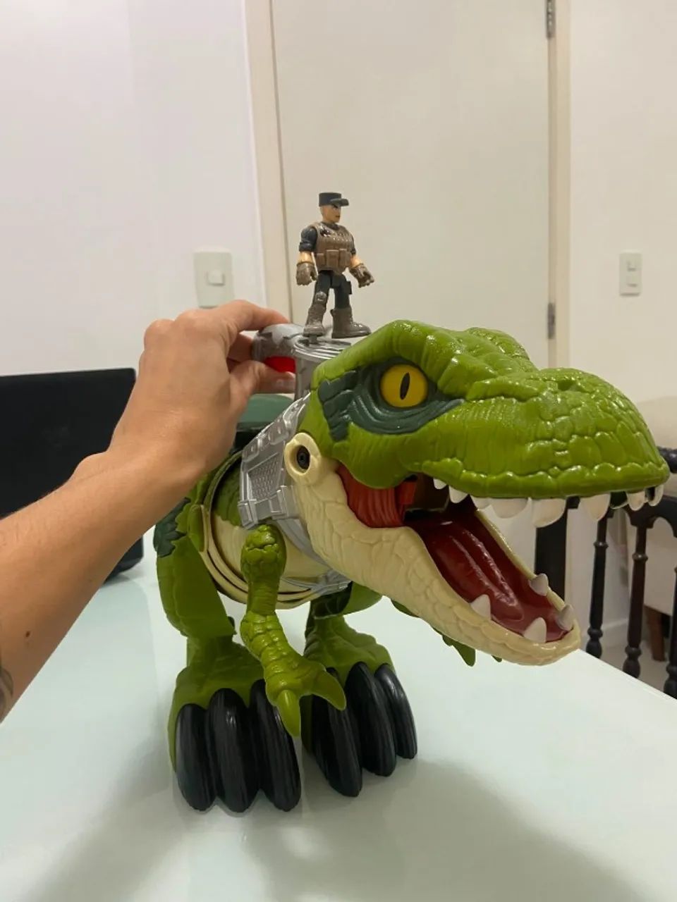 imaginext jurassic world t-rex mega mordida - Foto 3