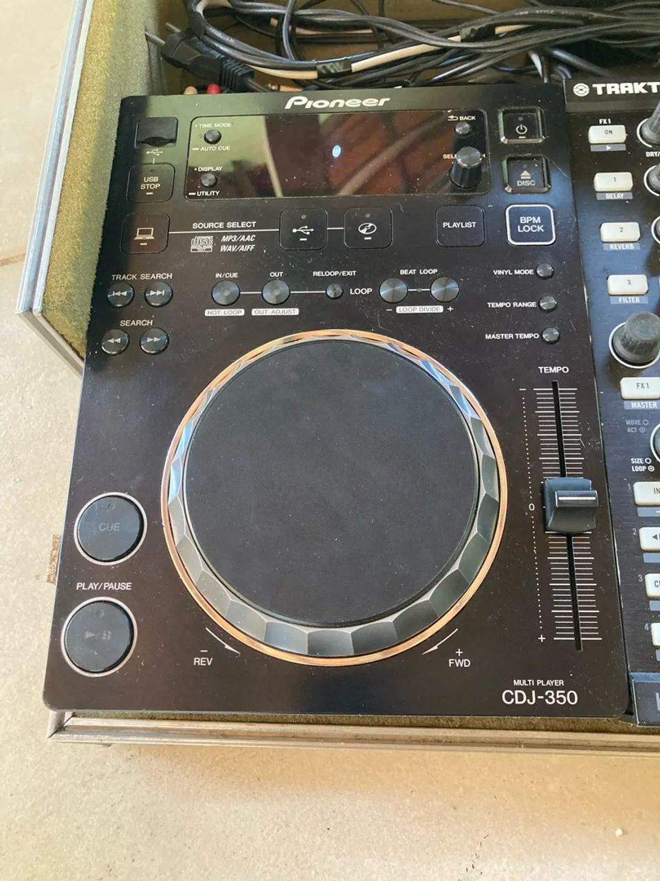CDJ 350