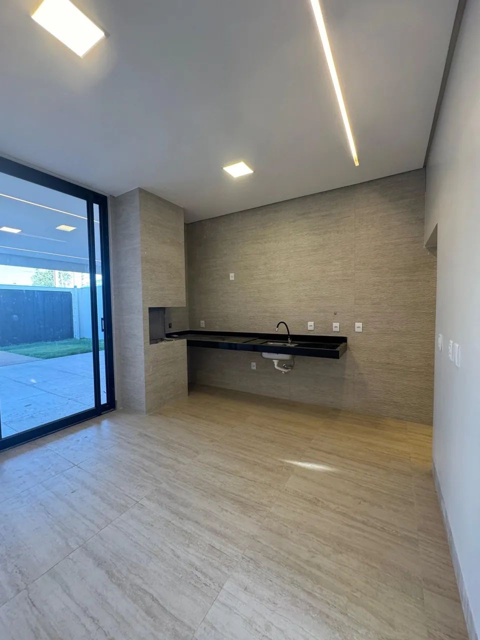 Casa com 3 quartos, sendo 1 suíte, no Plano Diretor Sul. REF: 80 - Foto 4