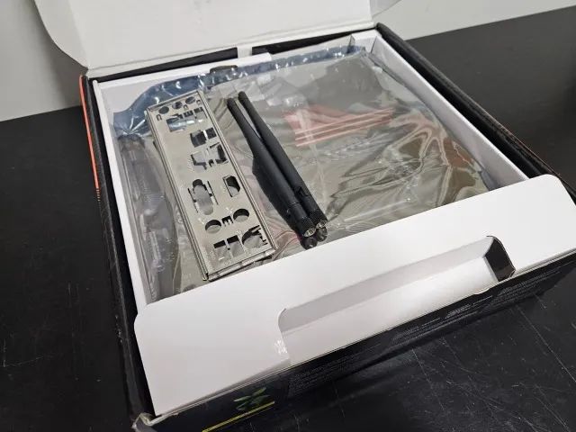 Placa Mãe Gigabyte B760M GAMING AC DDR5 WiFi - Foto 4