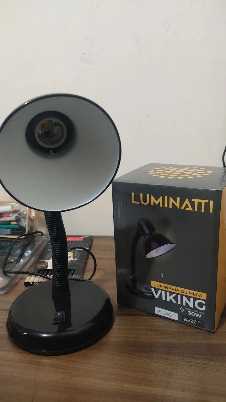 Luminária de mesa viking preto LM406 Luminatti CX 1 UN - Móveis de