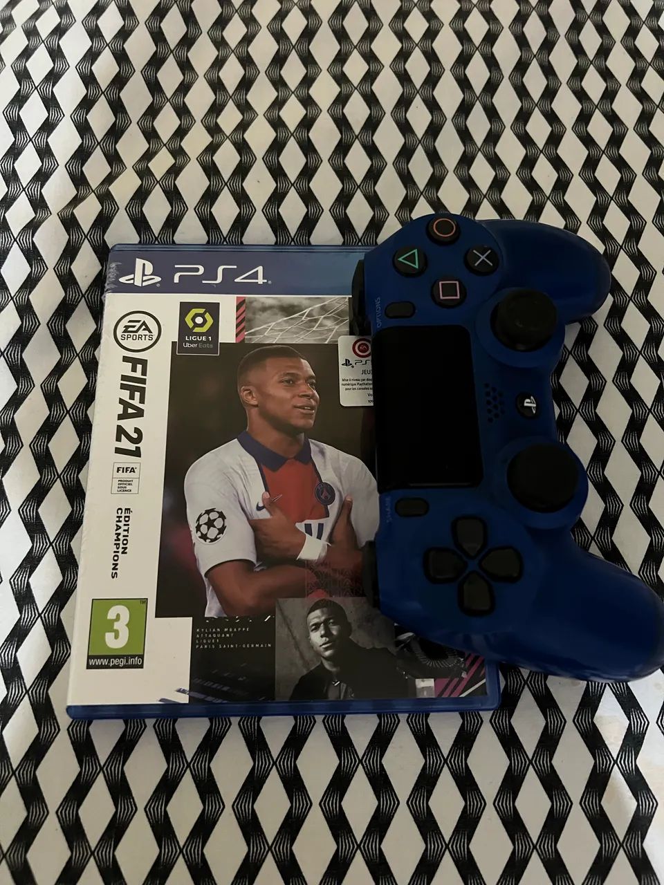 PS4 1TB - Foto 2