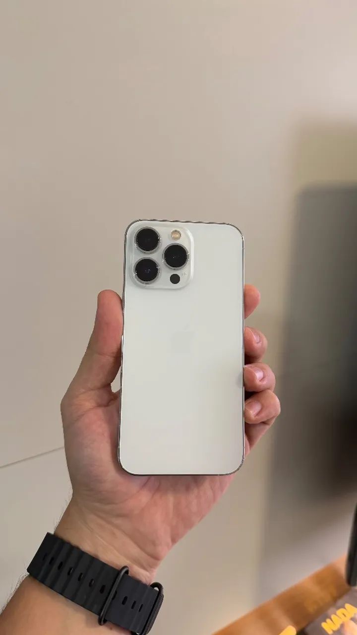 iPhone 13 PRO 256GB Silver, Seminovo sem detalhes, Garantia