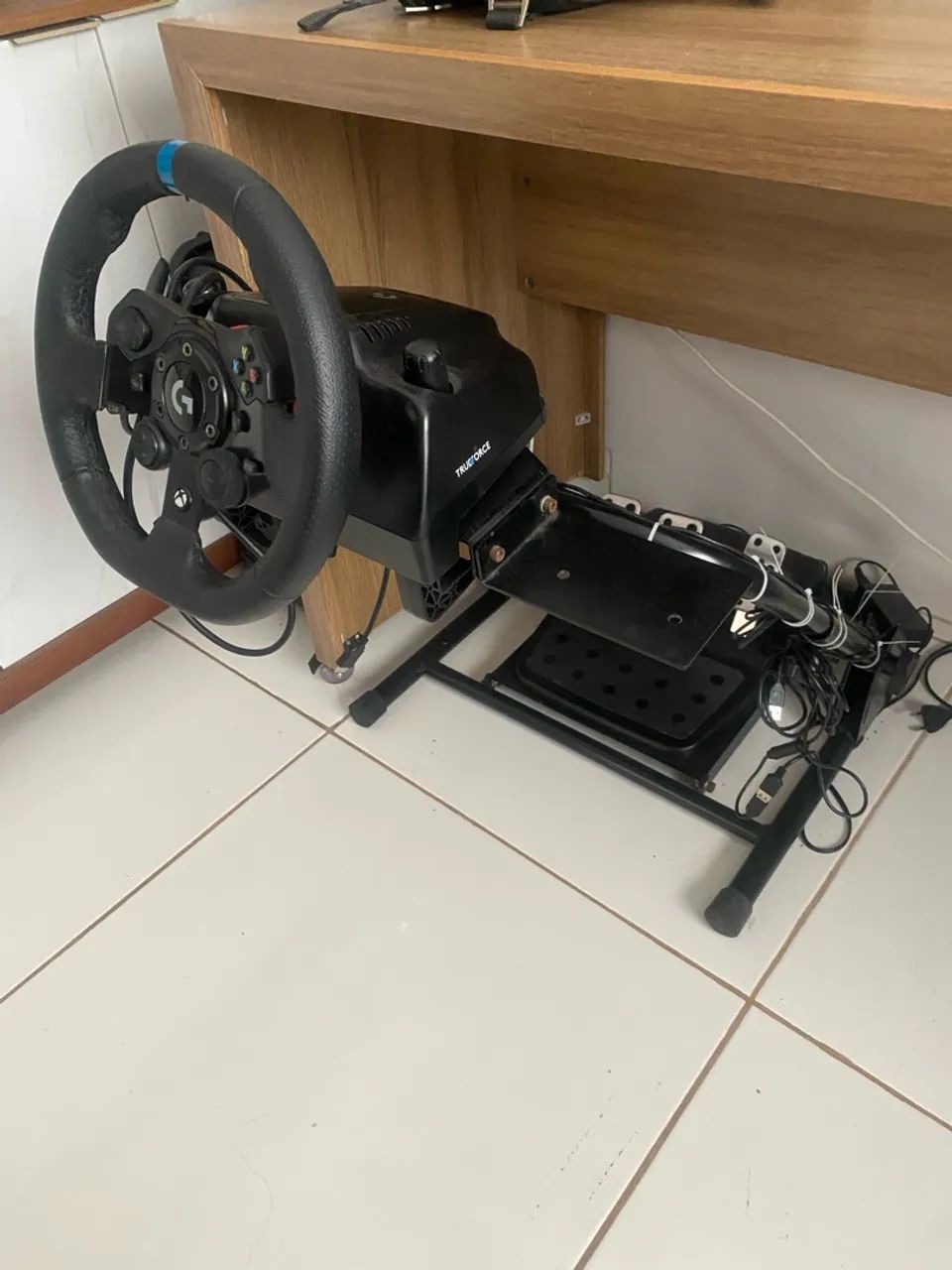 Volante G923 Longitech com cockpit  - Foto 4