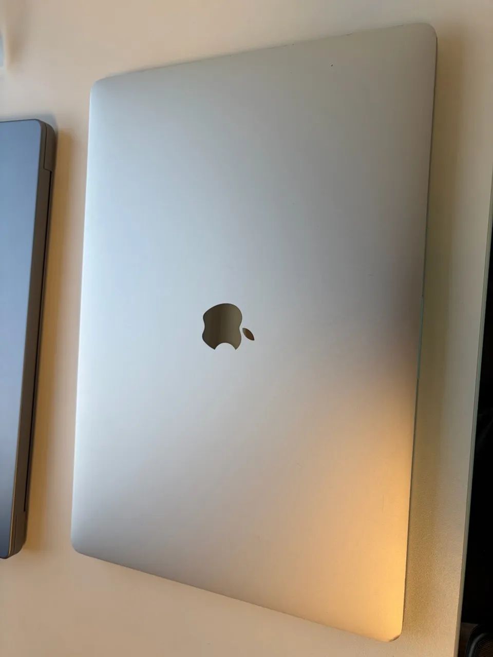 MacBook Pro 16gb i9