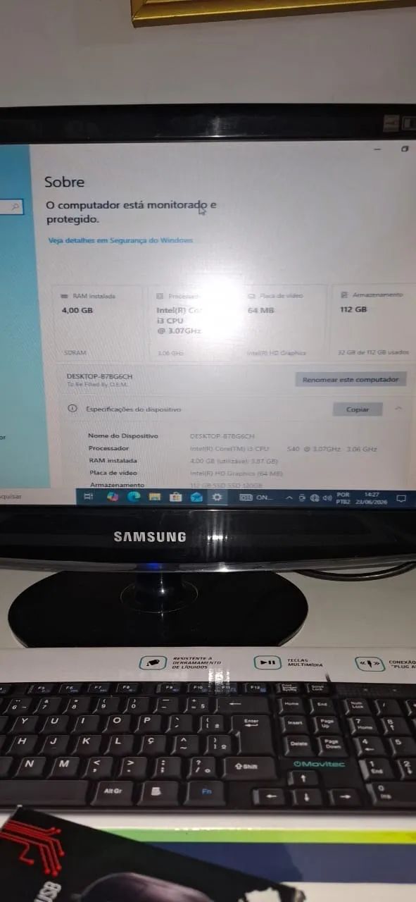 Computador i3 @3.07GHz