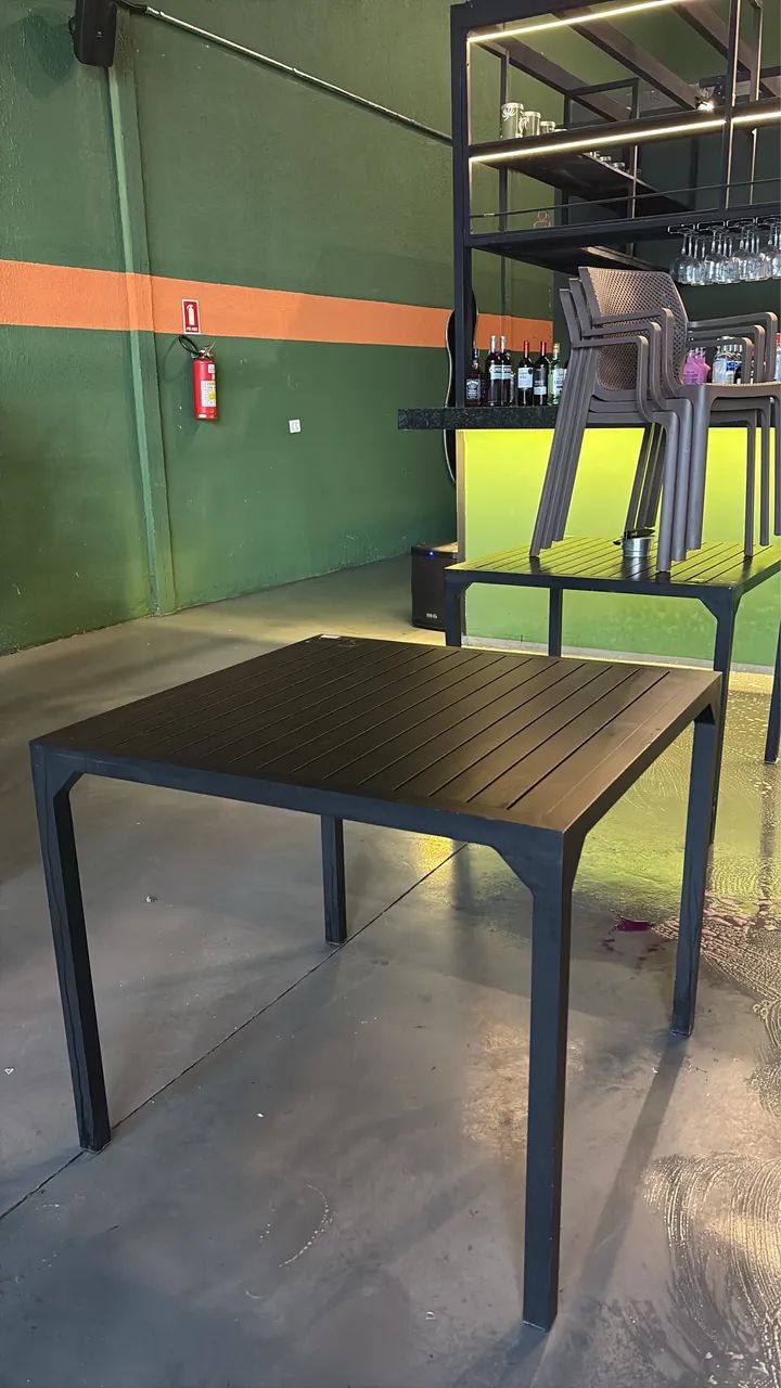 Mesa de alumínio 90x90