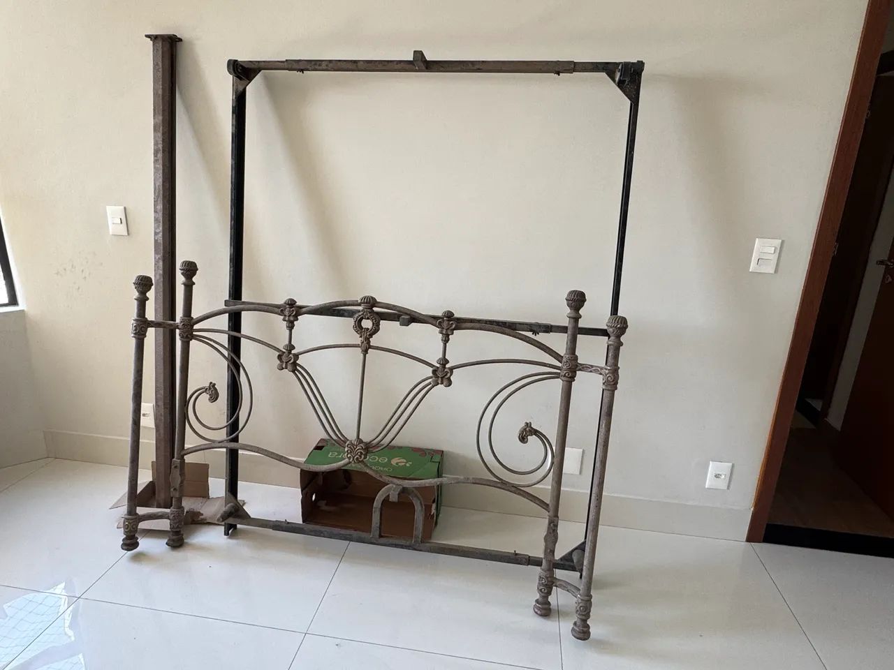 Cama de ferro maciço - Foto 2