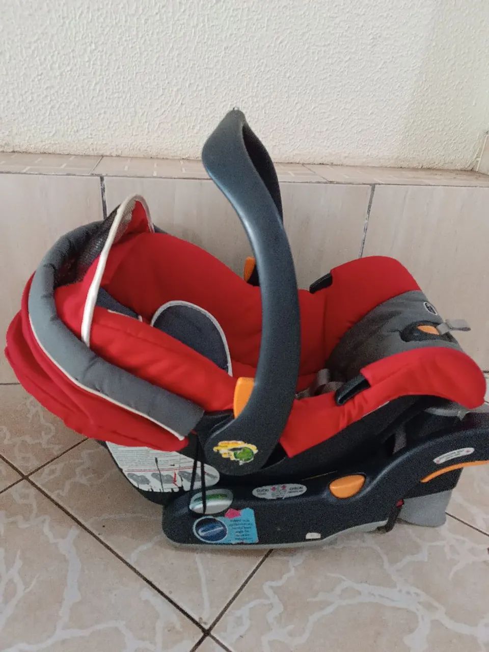 bebê conforto Chicco com base para carro. - Foto 4