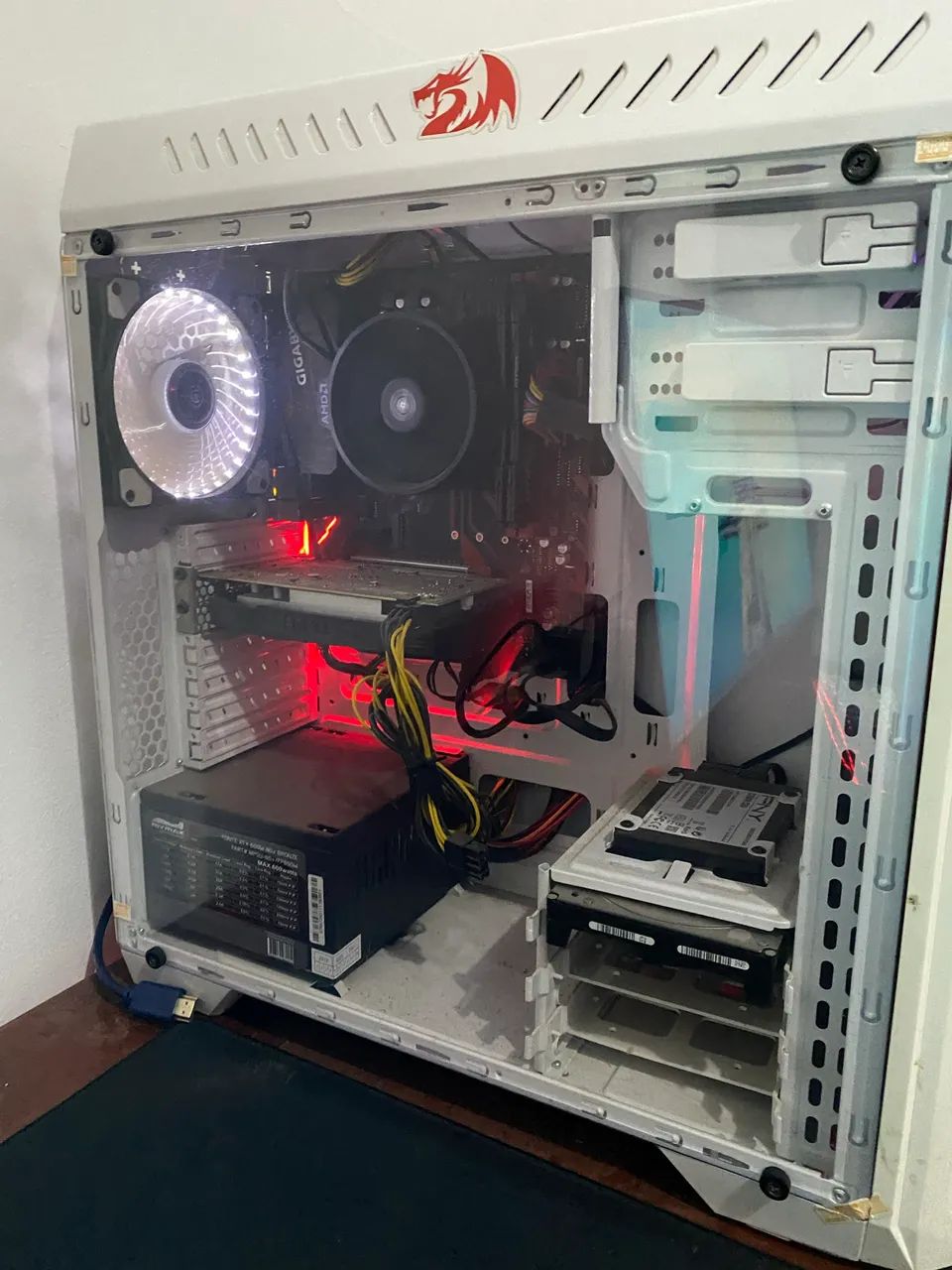 Pc Gamer, ótimo estado, troco por ps4 ou iPhone + volta