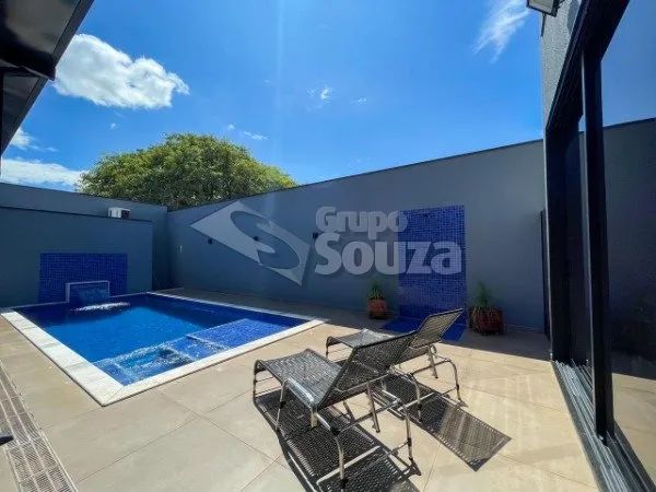 Santa Rosa, casa sobrado com piscina, 4 quartos, espaço gourmet - Foto 5