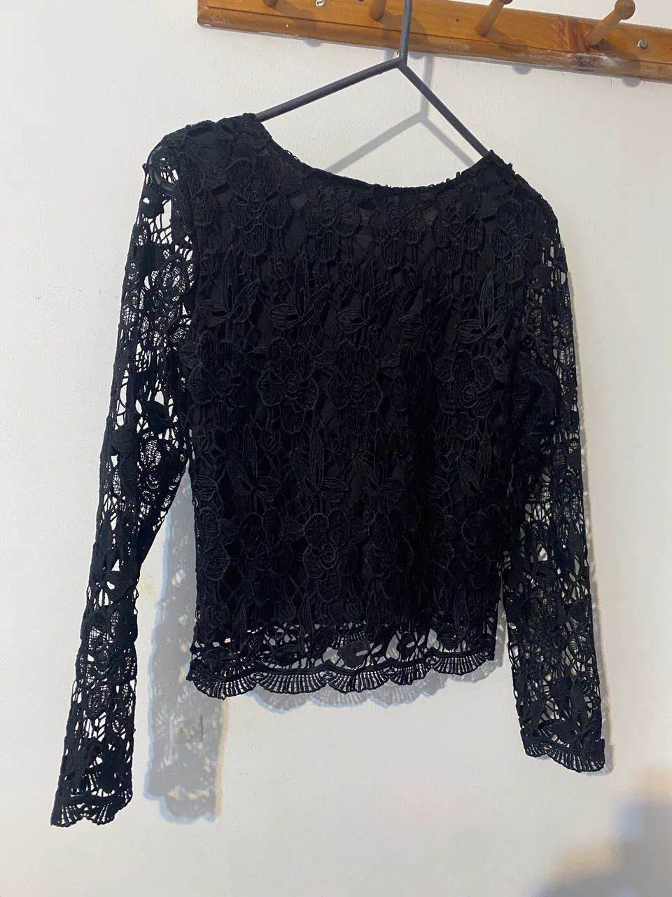 Blusa de Renda Manga Longa - Foto 5