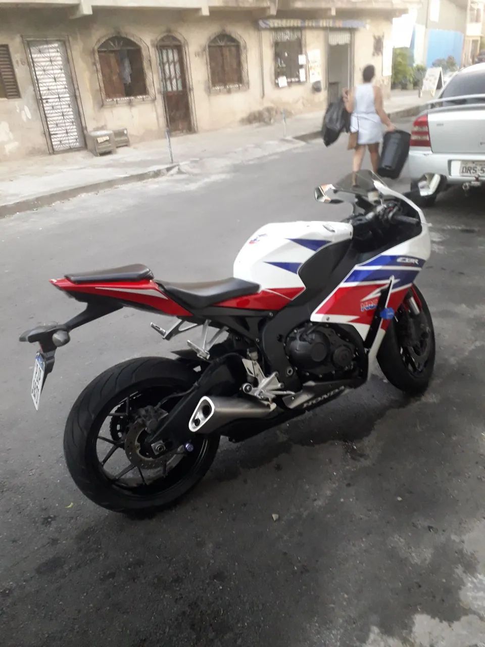 Cbr 1000rr - Foto 2