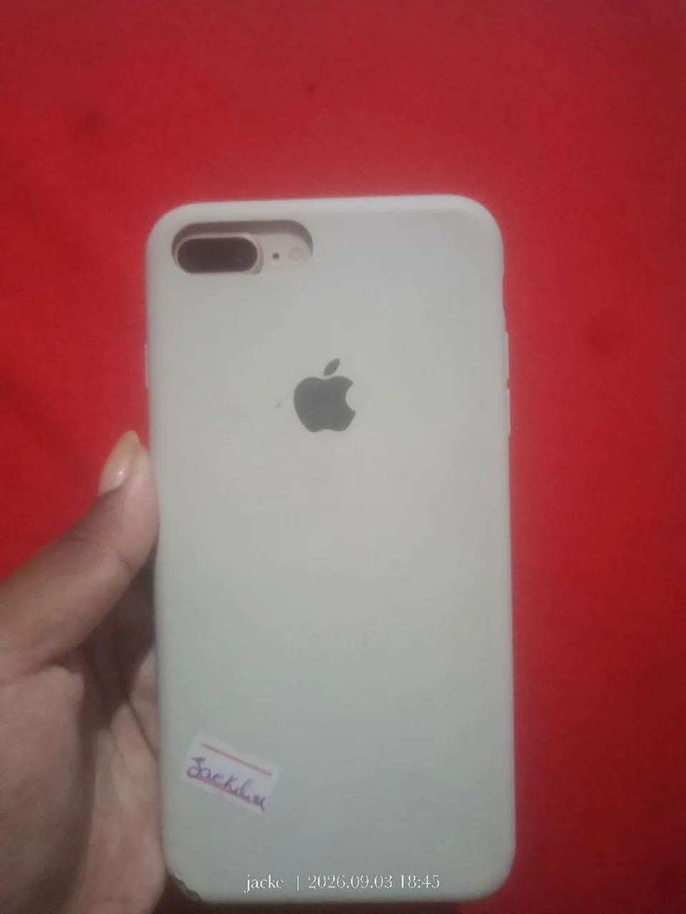 iPhone 8 plus, 128gb, todo original, com capa e carregador 