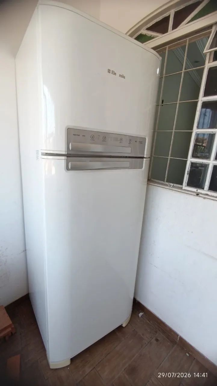 Geladeira Eletrolux df50 560 l  - Foto 2