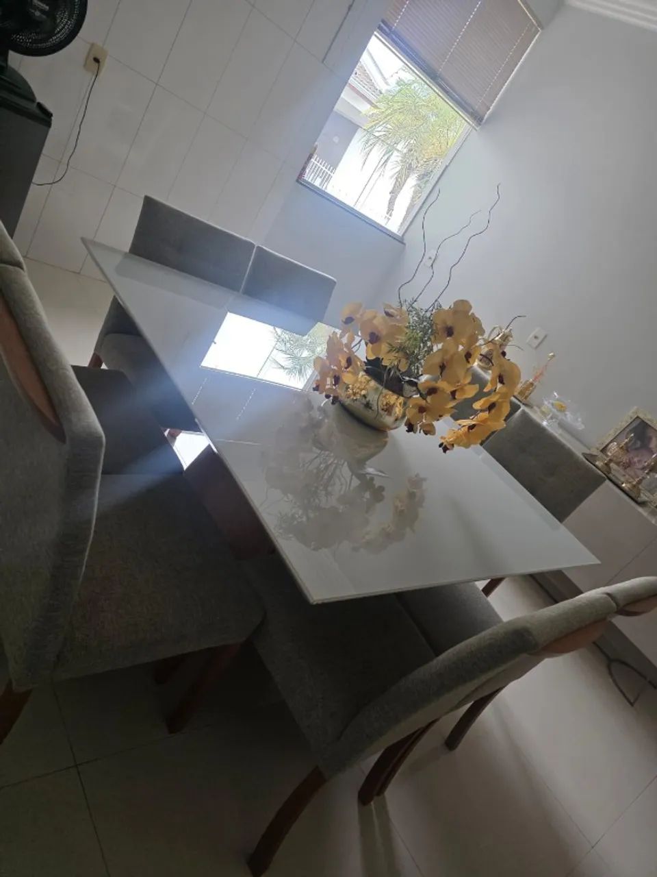 Mesa de Jantar quadrada 8 lugares