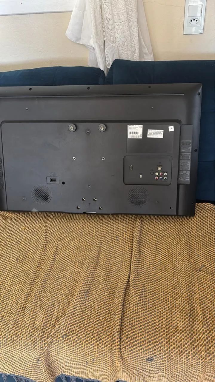 TV 32 polegadas Phillips! Não é Smart!! - Foto 3