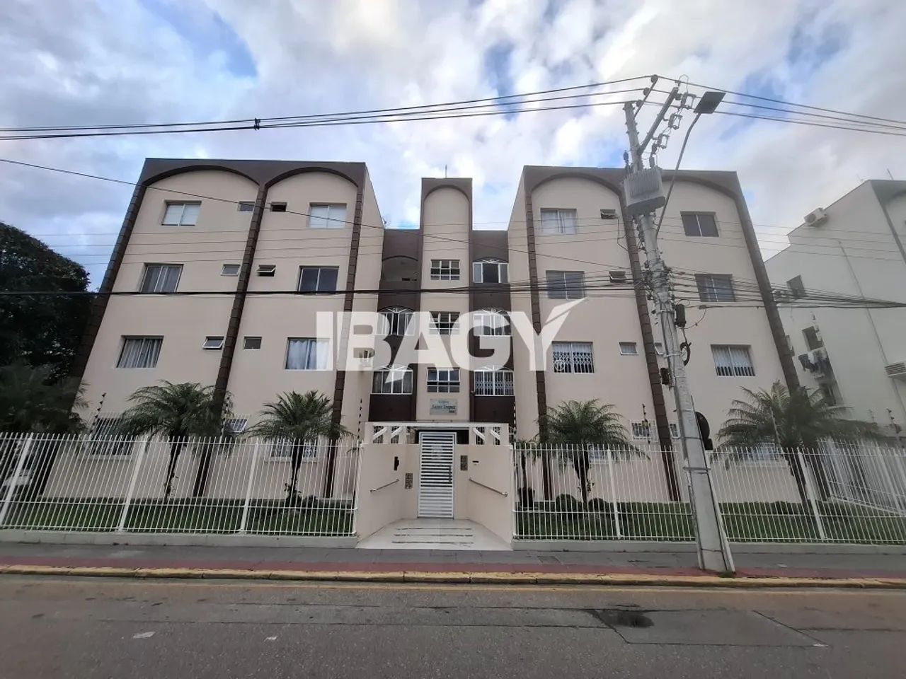 Excelente Apartamento 2 dormitório(s) em Kobrasol - São José