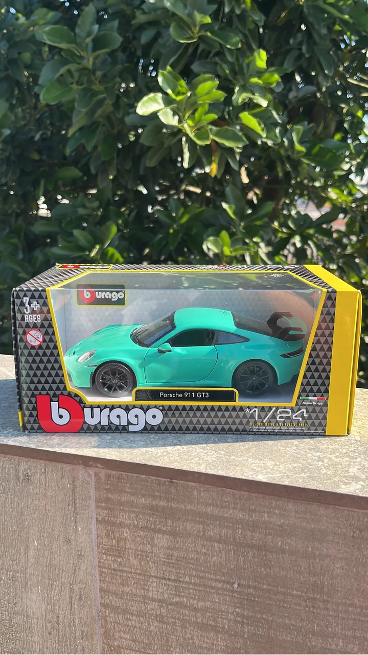 Miniatura Trends Hobby 1/64 Porsche 911 GT3 R DTM 2024 Verde Nº 90