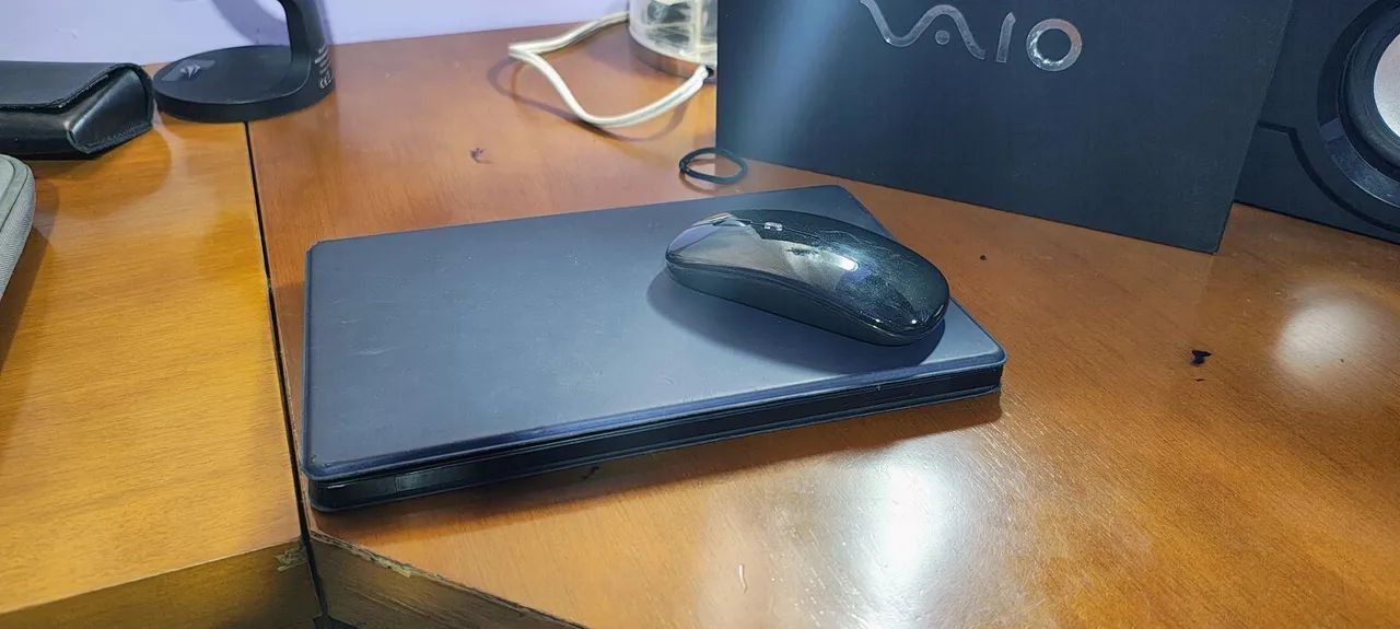 Tablet Sony Vaio com case, mouse bluetooth e recarregável, capinha magnética com teclado - Foto 2