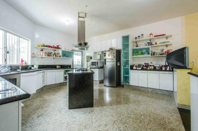 Bela casa no Park Way quadra 8 com 4 suítes + Loft com 2 quartos - SMPW 8 - Foto 10