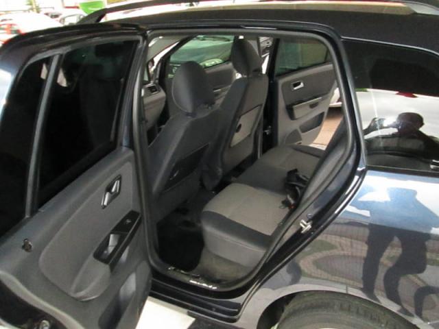 Volkswagen Spacefox Sport Gii 1.6 2011 Flex - Foto 8