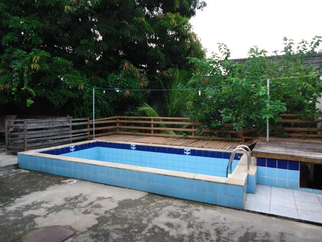 Maravilhosa casa linear em terreno de 600 metros com piscina e RGI - Foto 20