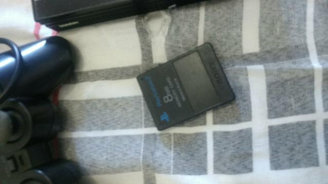 PS2, bem Cuidado, 3 controles e jogos - Foto 3