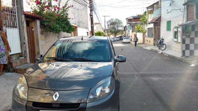Vendo Renault Sandero 2014 completo - Foto 5