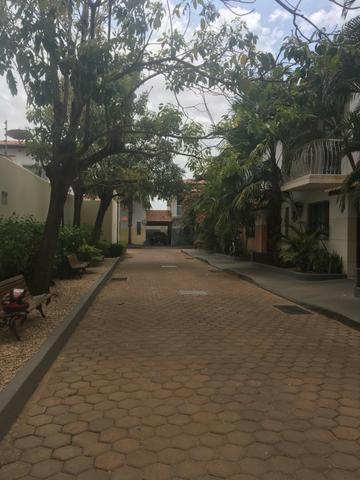 Casa no condomínio dos Ipês nos três poderes - Foto 2