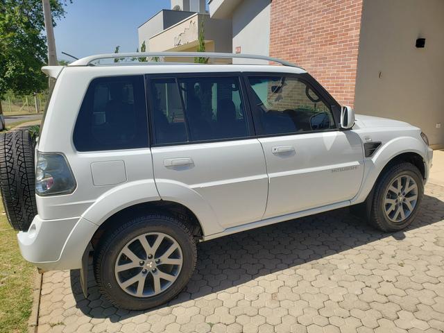 Pajero TR4 2015 Impecável