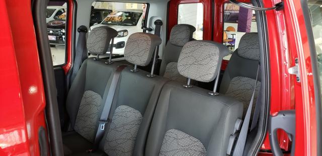 Fiat Doblo 1.8 Essence - Foto 8