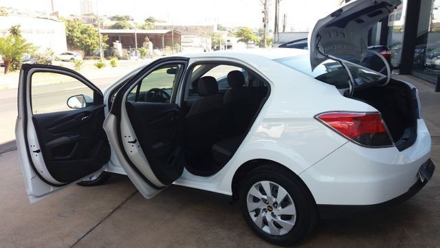 Prisma 1.4 LT 2013 - Foto 8