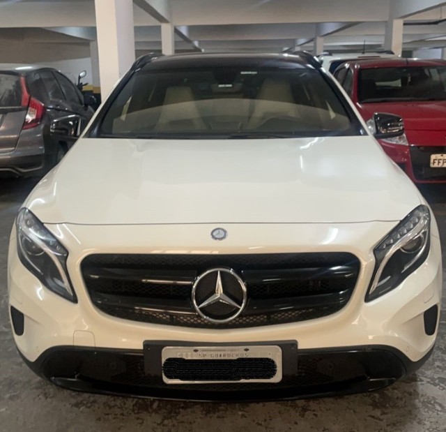 GLA 200 VISION 1.6 TURBO 16V 156CV AUTOMÁTICO 2015