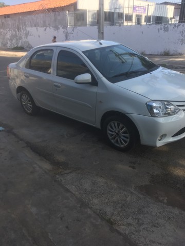 TOYOTA ETIOS 1.5 XLS TOP DE LINHA
