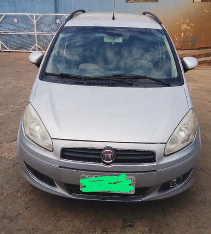 VENDO IDEIA 1.4/ ANO 2011