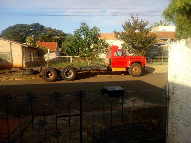 CAMINHÃO FORD