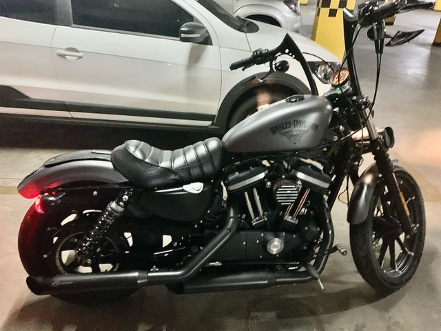 HARLEY DAVIDSON IRON 883