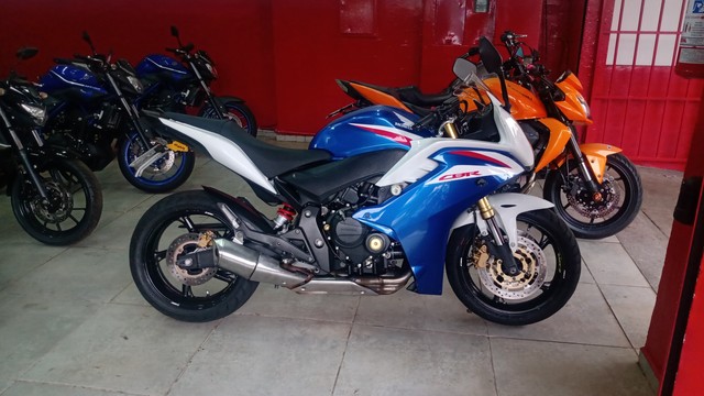 HONDA CBR 600 F MUITO NOVA