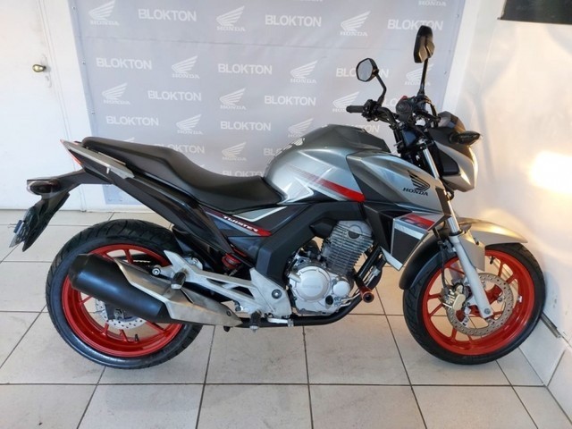 HONDA CB 250 TWISTER 2018