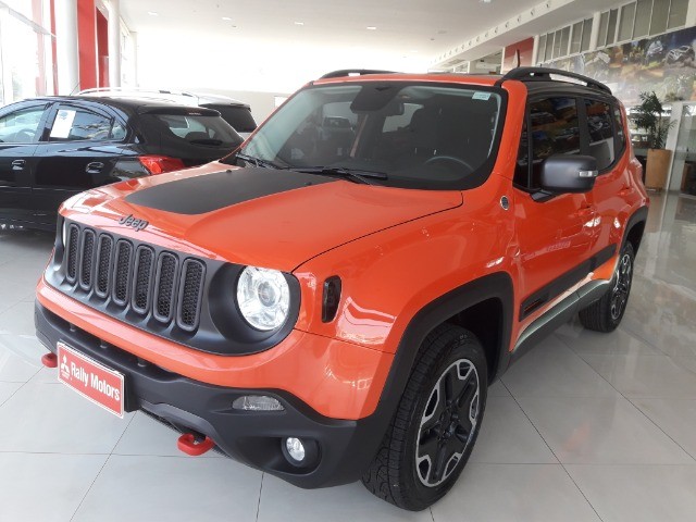RENEGADE TRAILHAWK 4X4