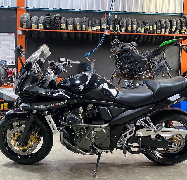 MOTO SUZUKI BANDIT 1250CC