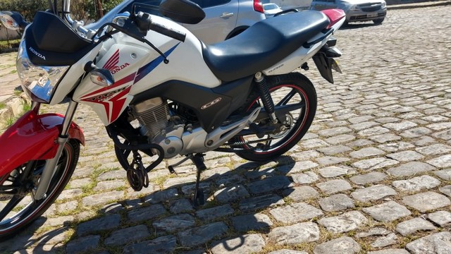 MOTO COM 5.000KM RODADOS, HONDA CG TITAN 150 CC 2015